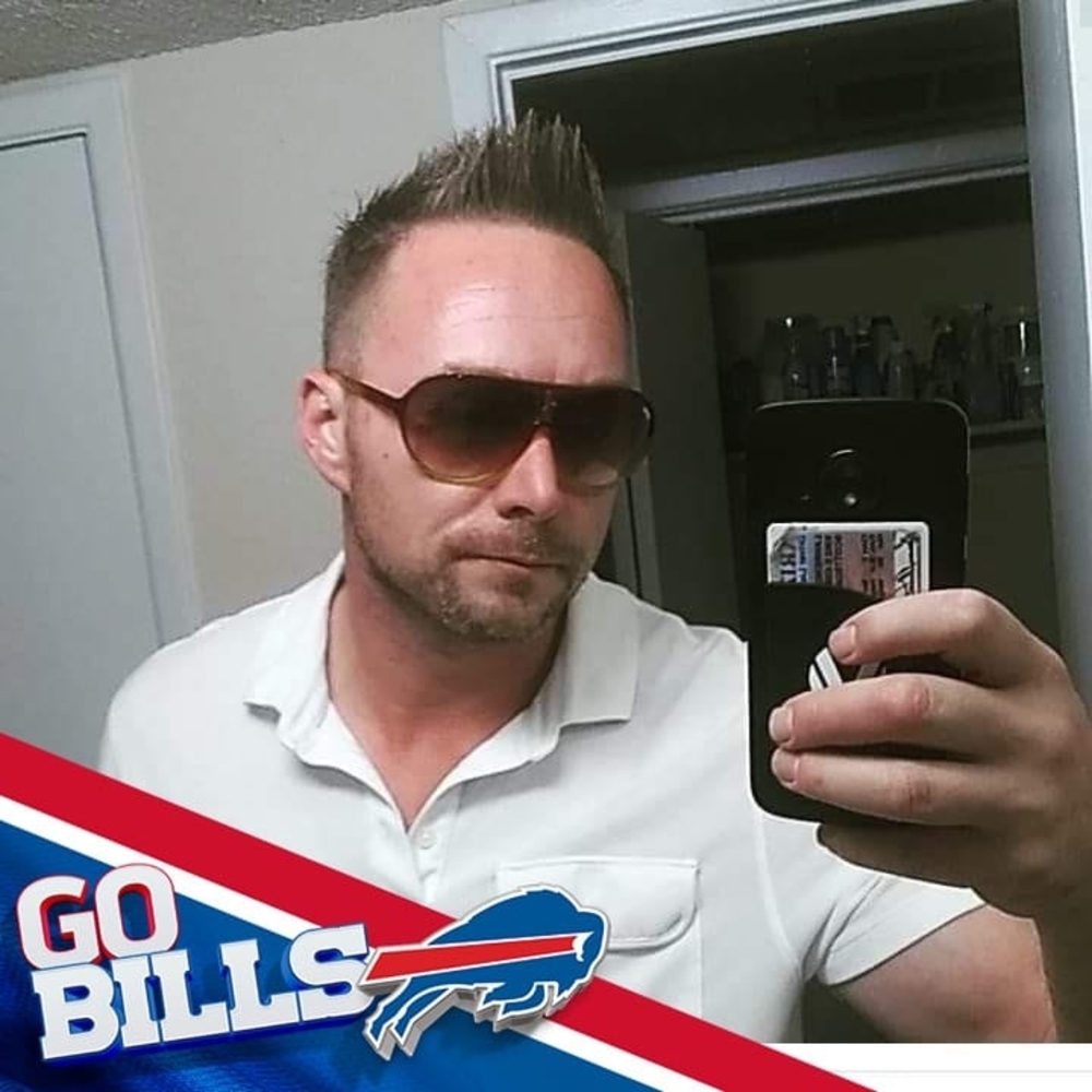 Meet your Posher, Lawrence